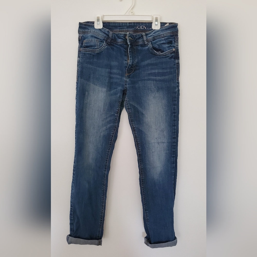 Stylish Blue Denim Jeans